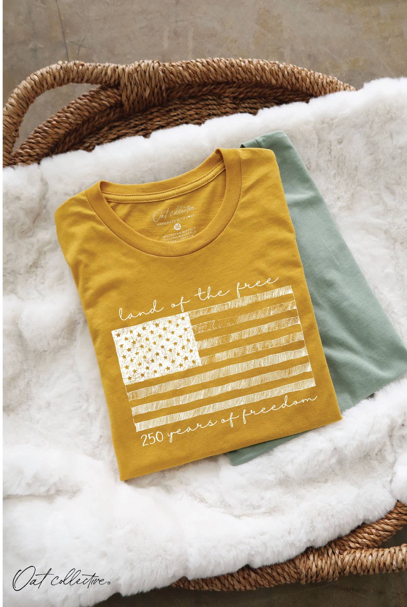 UNITED STATES OF AMERICA Graphic T-shirt