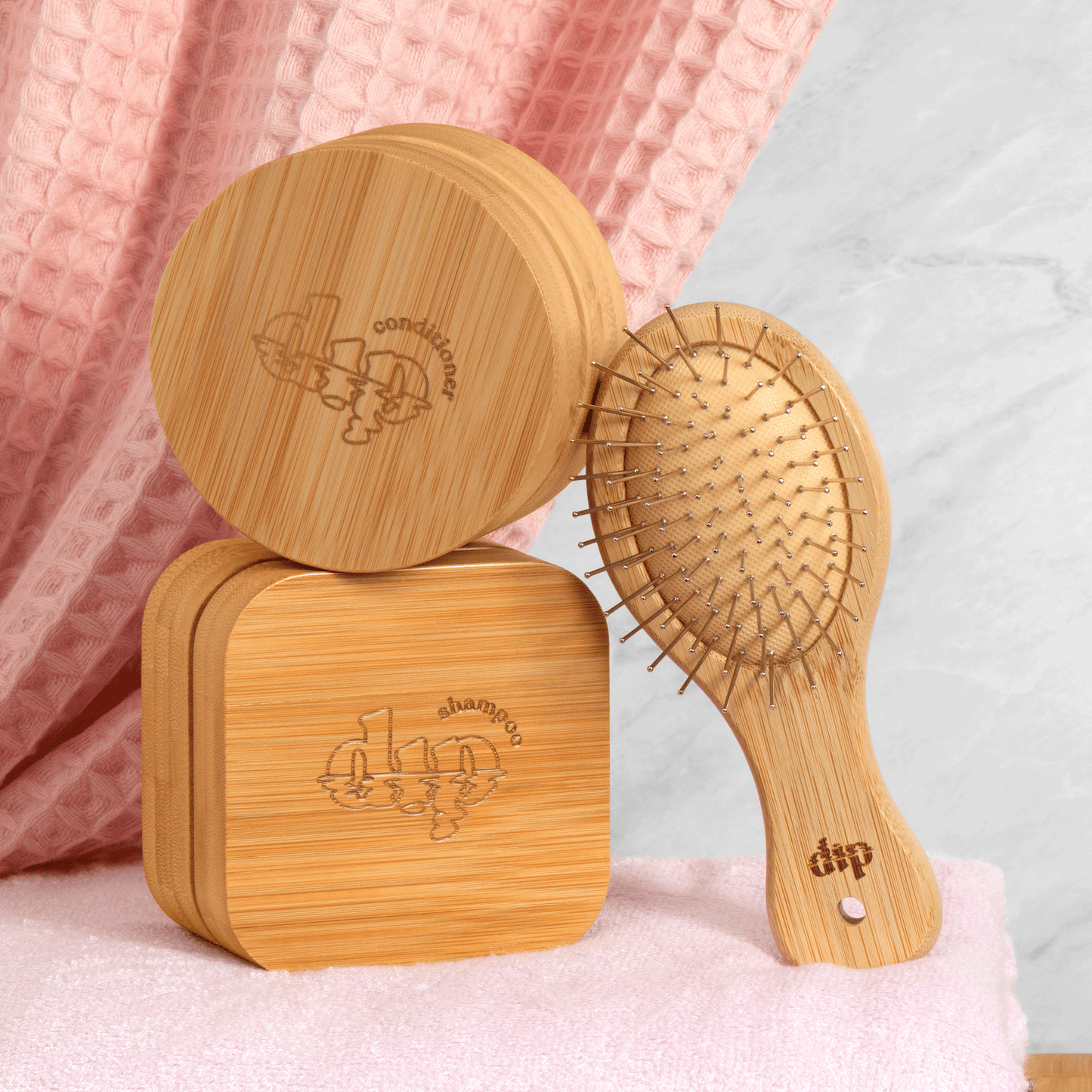 Dip - NEW!!! Large Shampoo Travel Case with Coaster