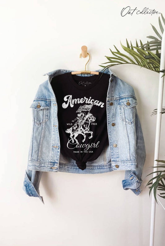 AMERICAN COWGIRL Graphic T-shirt